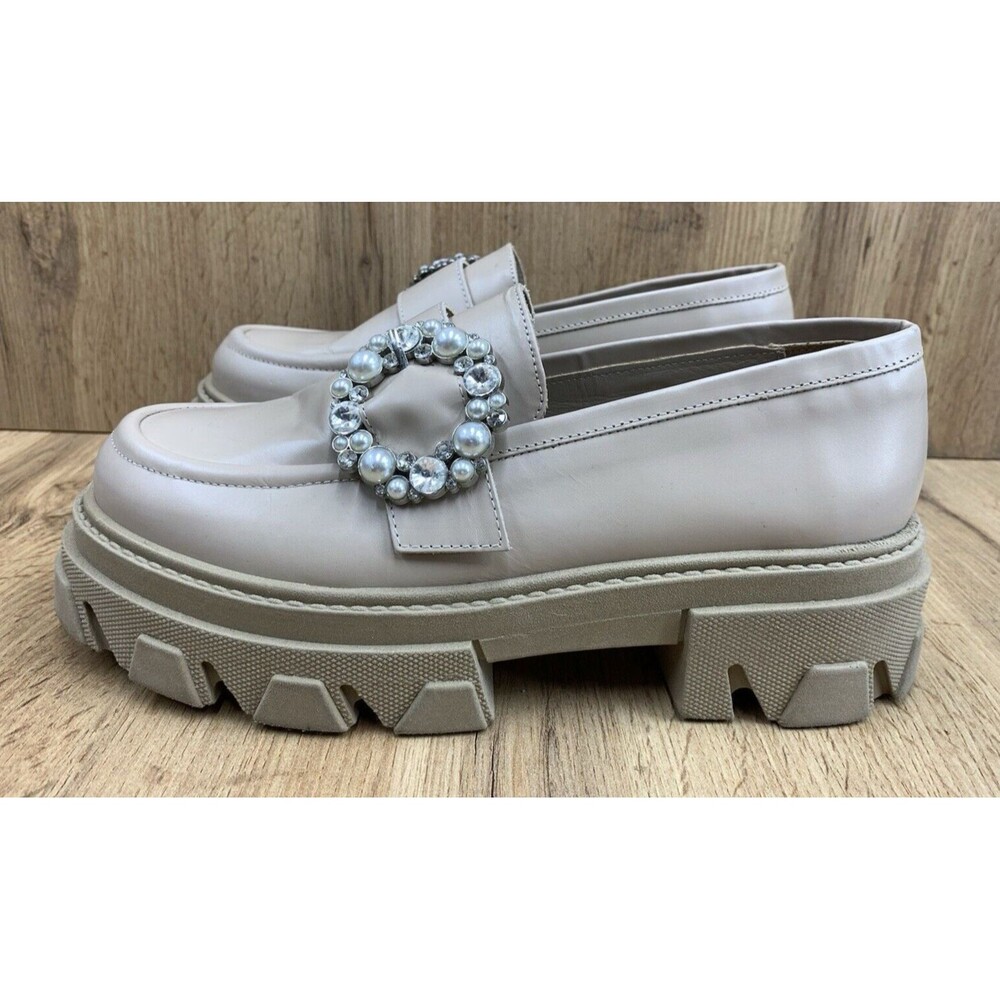 Alohas Trailblazer Loafers Shoes Women's Size US 9 EU 40 Beige Crystal Buckle - Picture 3 of 16